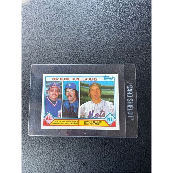 1983 topps Reggie Jackson,Gorman Thomas,￼ Dave Kingman, number 702 mint conditio - Picture 1 of 2